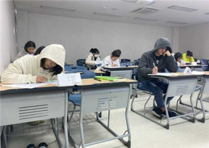 6e06aefd7704aee9ec9d28b7ad069981_1764907687_9309.png 6e06aefd7704aee9ec9d28b7ad069981_1764907687_9309.png